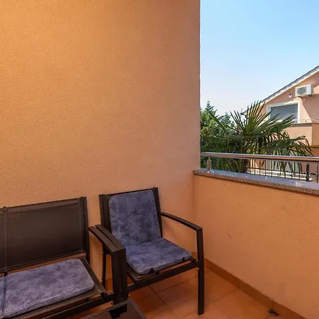 Beautiful In With Wifi Apartament